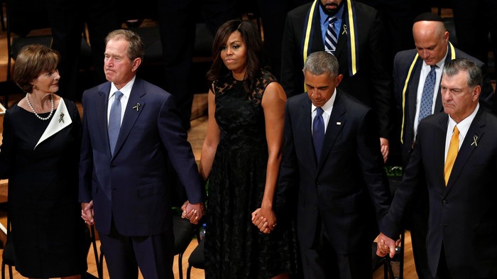 Obama Minta Rakyat AS Bersatu di Tengah Maraknya Penembakan Rasial