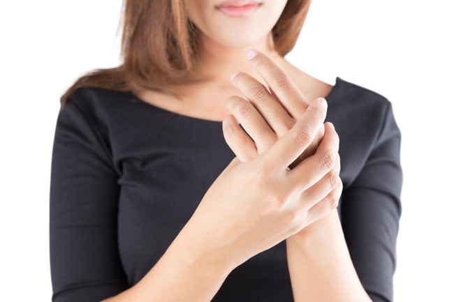 Studi dari University of Bath di Inggris, menemukan bahwa anak lelaki yang jari telunjuknya kecil, lebih pintar mengerjakan soal matematika. Anak perempuan dengan jari telunjuk dan jari manis yang kecil juga diketahui lebih pintar. Foto: ilustrasi/thinkstock