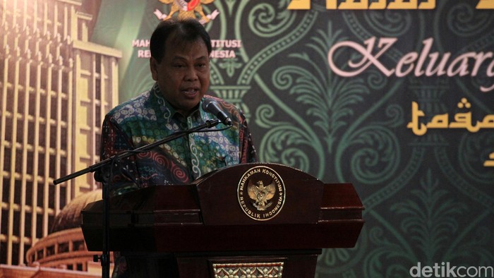 Ketua MK Segera Proses Gugatan Ahok Soal Wajib Cuti di UU Pilkada