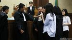 Hani Bersaksi Soal Detik-detik Kematian Mirna
