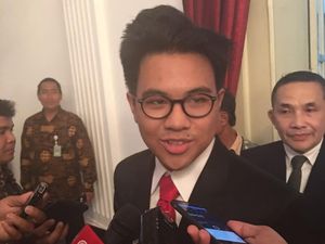 Jenderal Tito Jadi Kapolri, Anak: Semoga Bapak Tidak Lupa Keluarga