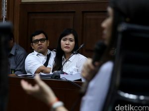 Keterangan Jessica Beda dengan CCTV, Pengacara: Bukan Hal yang Signifikan