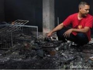 Pedagang Pasar Legi Ratapi Kiosnya yang Ludes Dilalap Api