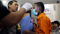 Syahrul nekat membunuh Alika teman kencannya di sebuah kamar hote usai berhubungan badan. Pelaku mengaku sakit hati karena dihina seperti king kong.