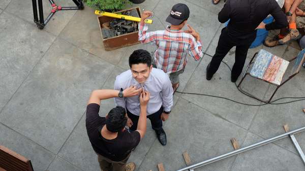Yuk, Intip Proses Syuting Film Sabtu Bersama Bapak Yuk, Intip Proses Syuting Film Sabtu Bersama Bapak