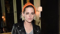 Kesan tomboi memang melekat pada aktris Kristen Stewart. Jamie McCarthy/Getty Images