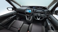 Nissan mengklaim, Serena merupakan kendaraan keluarga dengan interior terluas di kelasnya. Foto: Nissan