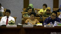 Ke-14 rumah sakit itu secara berurut sesuai daftar Menkes adalah RS DR Sander (Bekasi), RS Bhakti Husada (Bekasi), RS Sentral Medika (Gombong), RSIA Puspa Husada, RS Karya Medika (Bekasi), RS Kartika Husada (Bekasi), RS Sayang Bunda (Bekasi), RS Multazam (Bekasi), RS Permata (Bekasi), RSIA Gizar (Bekasi), RS Hosana (Bekasi), RS Elizabeth (Bekasi), RS Harapan Bunda (Jakarta Timur), dan RS Hosana (Bekasi).