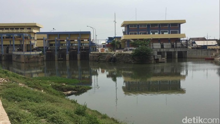 Operator Pompa Waduk Pluit: Kalau Curah Hujan Tinggi, Kita Wallahu Alam