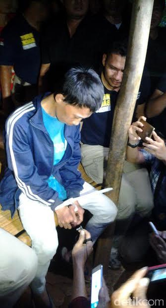 Mirip Anwar, Seorang Waria Sempat 2 Kali Diamankan Polisi Saat Mengamen