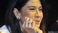 Dalam film garapan Hanung Bramantyo itu, Dian berperan sebagai R.A. Kartini. Pool/Noel/detikFoto.