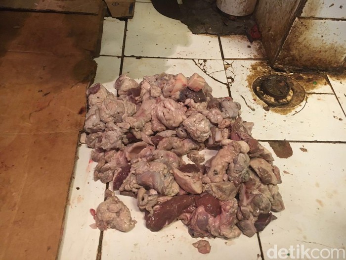 Pemerintah Akan Impor Jeroan Sapi, Pedagang: Harga Stabil-stabil Saja