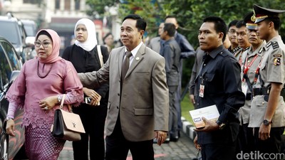 Para Tokoh Hadiri Sertijab Kapolri