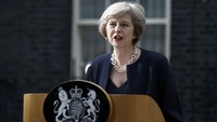 Theresa May menggantikan David Cameron yang mengundurkan diri. REUTERS/Peter Nicholls.