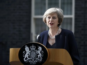 Vladimir Putin Ingin Berdialog dengan PM Inggris yang Baru