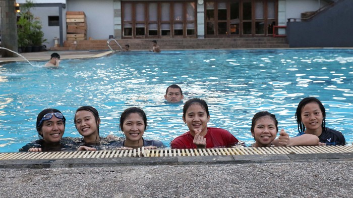 Relaksasi, Tim Ganda Putri Pilih Renang