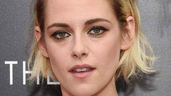 Penampilan Kristen Stewart ini Yay or Nay? Penampilan Kristen Stewart ini Yay or Nay?