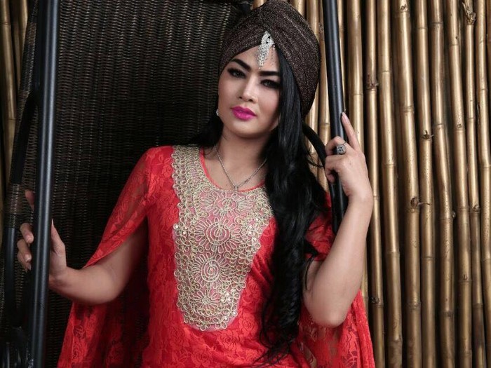 Fania Nada Tak Mau Cuma Numpang Lewat