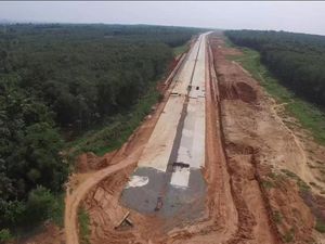 Dikebut Jokowi, Tol Trans Sumatera Dapat Subsidi dari Investor Trans Jawa