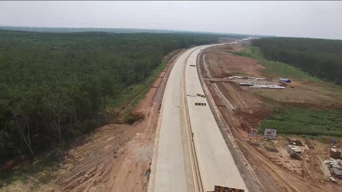 Lahan Tol di Sumatera Juga Bisa Dibangun Rel Kereta