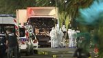 Truk Tabrak Kerumunan Orang di Prancis
