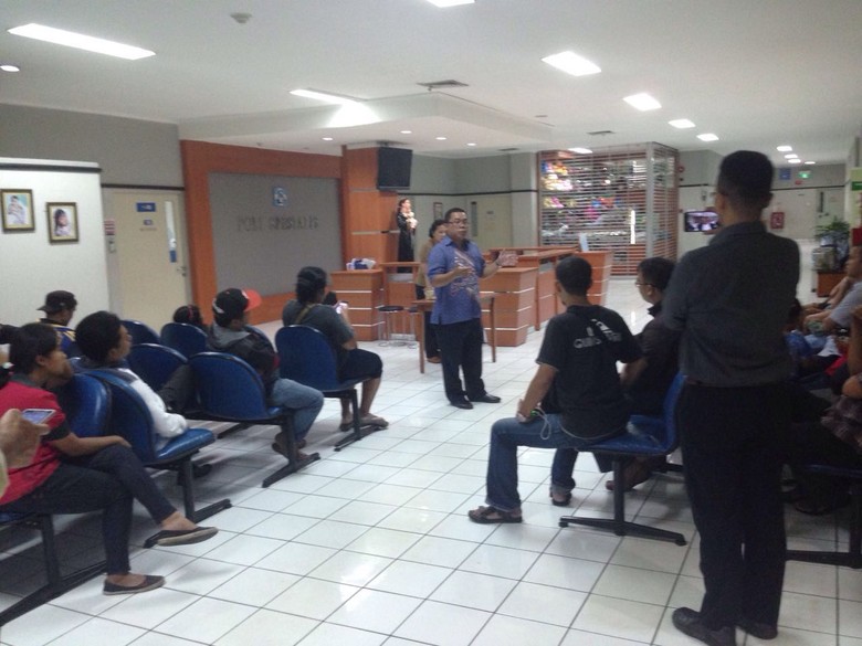 RS Elisabeth Bekasi Juga Dituntut Buka Posko Informasi Vaksin RS Elisabeth Bekasi Juga Dituntut Buka Posko Informasi Vaksin