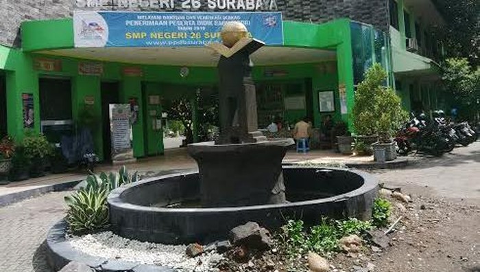 SMPN 26 Dibobol Maling, Penjaga Sekolah Disekap