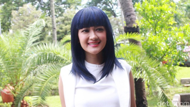 Selain Jupe, Ini Orang-orang Terkenal yang Berjibaku Lawan Kanker Serviks