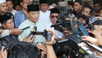 Nama Sjafrie masuk menjadi salah satu bakal cagub yang digadang-gadang Gerindra, bersama dengan Sandiaga Uno dan Yusril Ihza Mahendra.