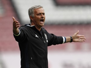 Semoga Kali Ini Mourinho Baik-baik Saja
