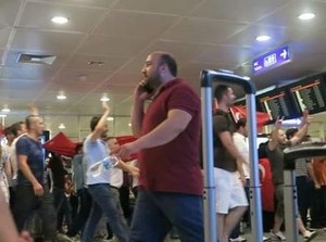 Cerita Amel Carla dan Keluarga Terjebak di Bandara Istanbul karena Kudeta