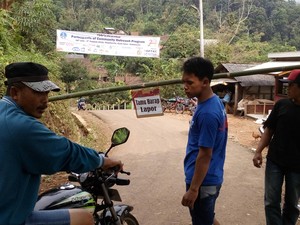 KKN Putra Jokowi Berlangsung Tertutup, Penjagaan Akses Masuk Desa Diperketat