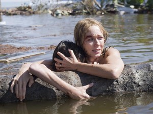 Perjuangan untuk Bertahan Hidup Pasca Tsunami di The Impossible