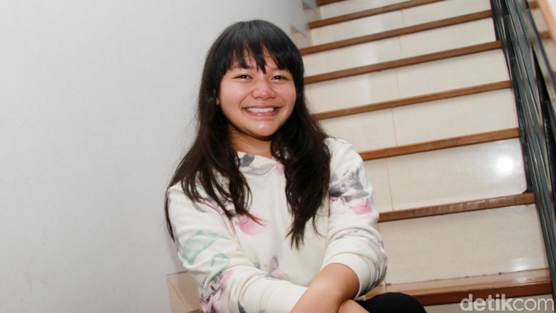 Amel Carla Masih Mikir-mikir Ingin Main Pokemon Go Amel Carla Masih Mikir-mikir Ingin Main Pokemon Go