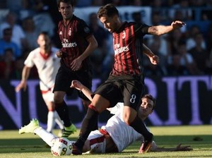 Montella Tandai Debut bersama Milan dengan Kemenangan atas Bordeaux