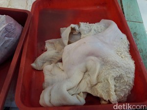 Permintaan Jeroan Sapi di Pasar Ini Turun Drastis Usai Lebaran