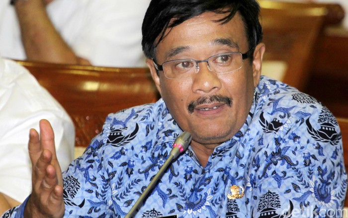 Pemprov DKI Kaji Parkir Mobil di Jalan Rp 10 Ribu per Jam