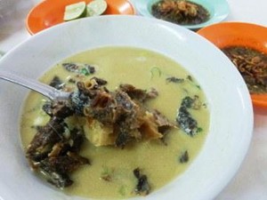 Yuk, Cicip Soto Medan yang Gurih Berempah di 4 Tempat Ini!