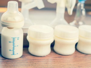 Aktris Thailand Salah Pakai Breast Pump, Bukan ASI yang Keluar Tapi Darah