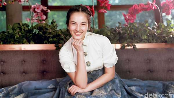 Yuk Intip Kembali Gaya Chelsea Islan saat Pemotretan Celeb of The Month Yuk Intip Kembali Gaya Chelsea Islan saat Pemotretan Celeb of The Month