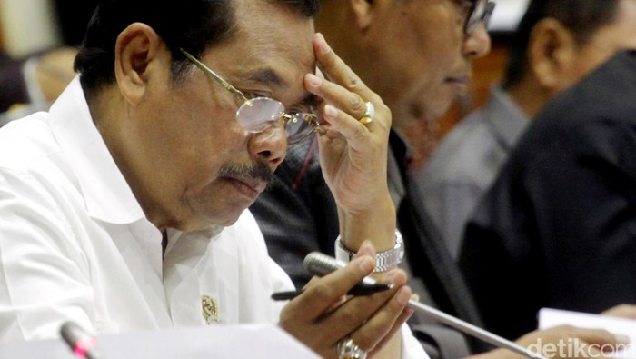 Jaksa Agung Berjanji akan Bersihkan Oknum Jaksa Nakal