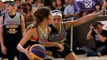 Melihat Keseruan Anindya Kusuma Putri dan Maria Selena Tanding Basket