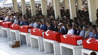 Kelompok yang menamakan diri sebagai Dewan Perdamaian Tanah Air, yang mendalangi percobaan kudeta ini menyatakan perlunya menghentikan kediktatoran presiden yang membahayakan demokrasi Turki. Osman Orsal/Reuters