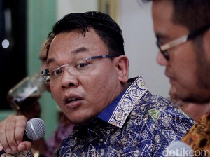 Jokowi Mau Tabok Penyebar Hoax, PAN: Lapor Polisi Daripada Curhat