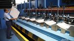 Melihat Produksi Kertas di Indah Kiat Pulp and Paper