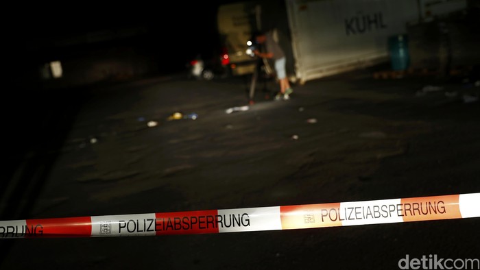 Pemuda Afghanistan Berkapak Serang Penumpang Kereta di Jerman, 3 Terluka