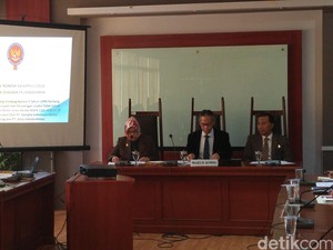 Bos Kawasaki Tak Tahu Pertemuan Soal Bos Honda-Yamaha di Lapangan Golf