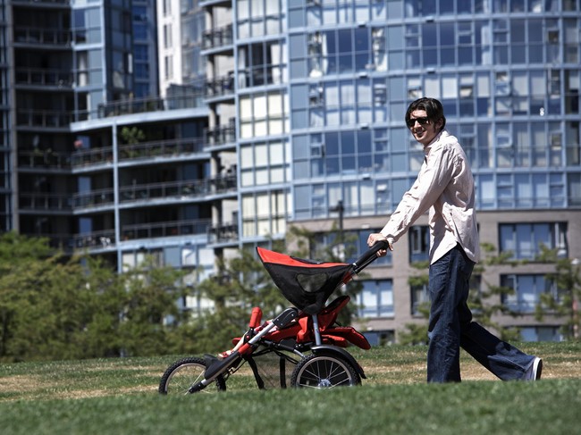 5 Barang untuk Anak yang Masih Aman Dibeli dalam Kondisi Preloved