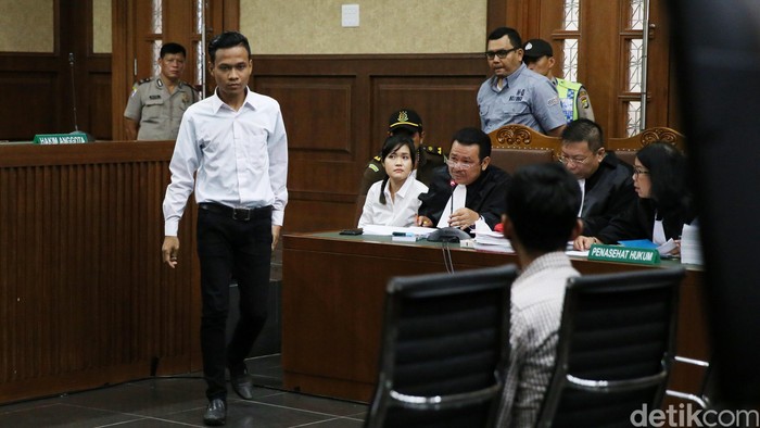 Pengacara Ungkap Alasan Jessica Memilih Closed Bill Saat Pesanan Belum Dibuat