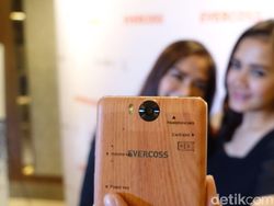 Ponsel Powerbank Evercoss